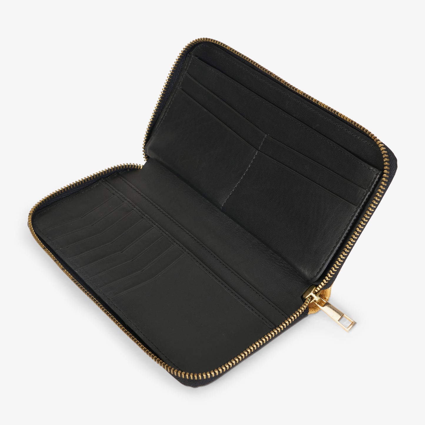 ZIP AROUND CLUTCH
