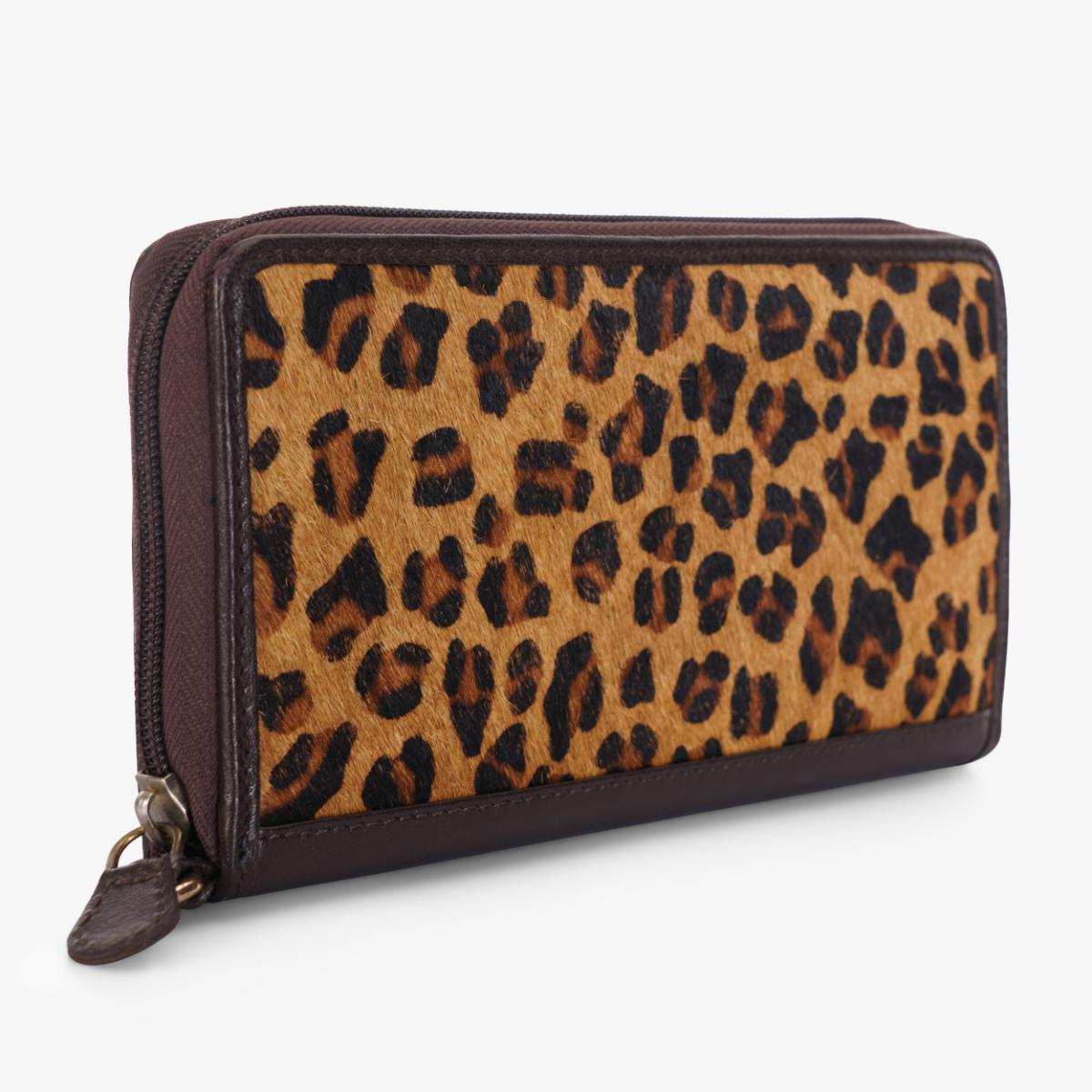 ZIP AROUND CLUTCH